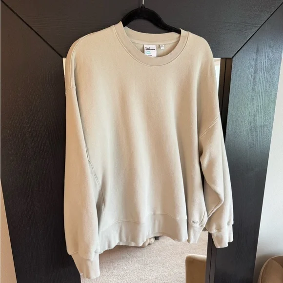 TNA Boyfriend Sweatshirt - Picture 2 of 5